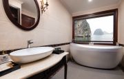 Bathtub