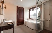 Bathtub