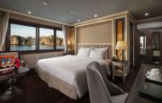 Terrace suite private balcony