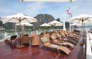 Cruise sundeck