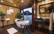 Heaven Suite bathroom