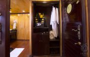 Ocean Suite bathroom