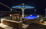 Pool Bar