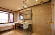 Suitebathroom1