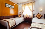 Twin bed cabin
