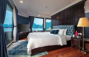 Le Theatre Suite