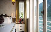 Balcony cabin