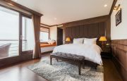 Connecting suite private balcony