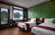 Twin bed private balcony