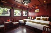 Triple cabin