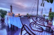 Cruise sundeck