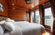 Twin bed balcony