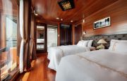 Twin bed balcony