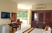 Hotel in Cat Ba