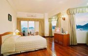Hotel in Cat Ba