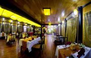 Cruise restaurant