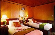 Superior twin bed