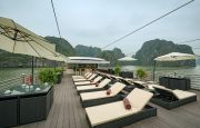 Cruise sundeck