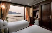 Twin bed balcony