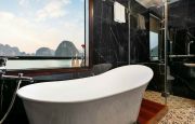 Bathroom Royal suite