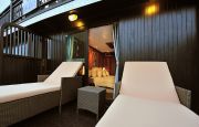 Private deck Premium Suite