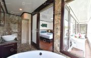 Premium Jacuzzi 2nd floor