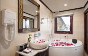 Bathoom Suite Cabin