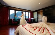 Honeymoon Suite