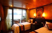 Twin bed private balcony