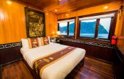 Double cabin