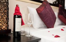 Offer honeymoon