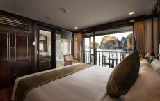 Senior Suite private balcony