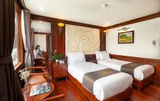 Connecting room