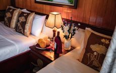 Twin bed