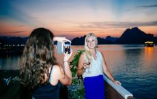 Cruise sundeck