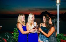 Cruise sundeck