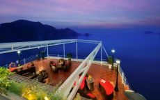 Sundeck