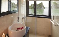 En-suite-bathroom