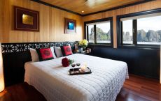 Honeymoon Suite