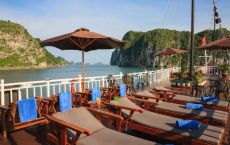 Cruise sundeck