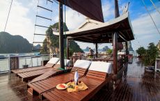 Cruise sundeck