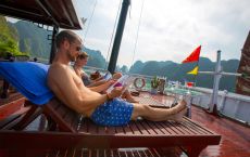 Cruise sundeck