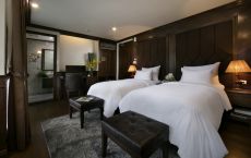 2 single beds