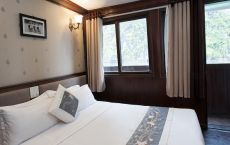 Deluxe Double bed