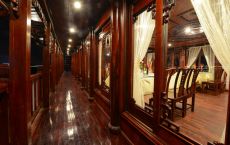 Cruise restaurant