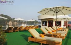 Cruise sundeck