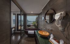Gold Pearl Bathroom