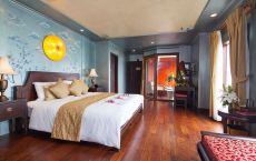 Violet Moon Suite