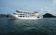 Cruise exterior