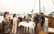 Cruise sundeck